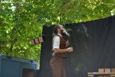 Escenificación de 'Só' en la Alameda de Cervantes.