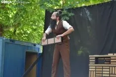 Escenificación de 'Só' en la Alameda de Cervantes.