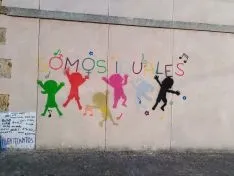 Fuentecantos, Igualdad y dinamización social, plasmado en la pared.