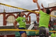 Tarde de finales en la VI edición del Voley Plaza. SN