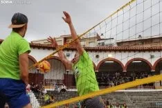 Tarde de finales en la VI edición del Voley Plaza. SN
