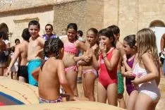 Fiesta pasada por agua en Almazán.