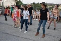 Exhibición y baile country en Golmayo.