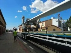 Los camiones, atascados en Almenar. Fotos @AlmenarSoria