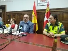 Miguel Latorre en la rueda de prensa. SN
