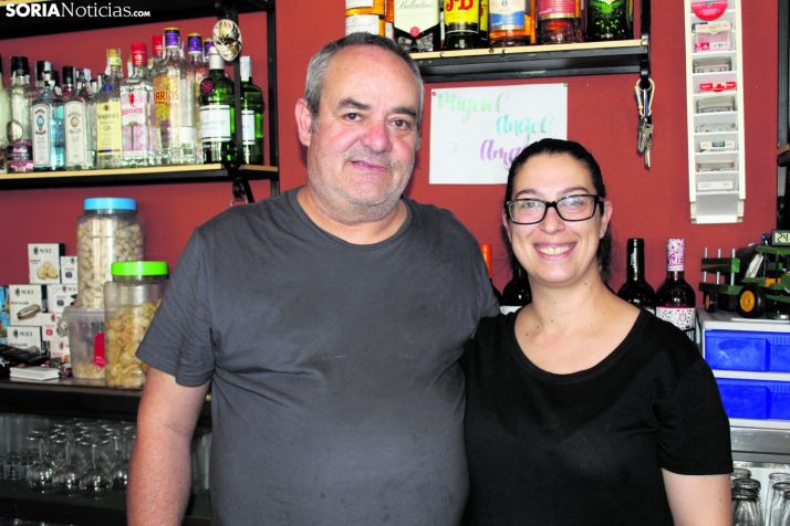 Miguel Ángel Ramírez y Amalia Escuín, los encargados de gestionar El Horno de Cubo de la Solana.