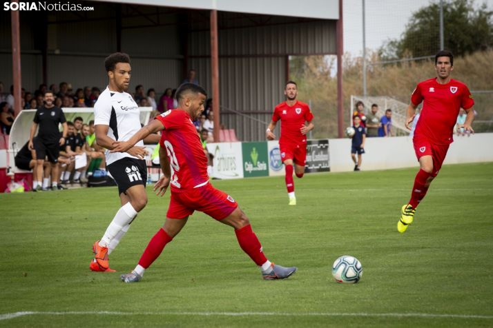 Gus Ledes, titular ante el Burgos CF en la Ciudad del Fútbol. SN