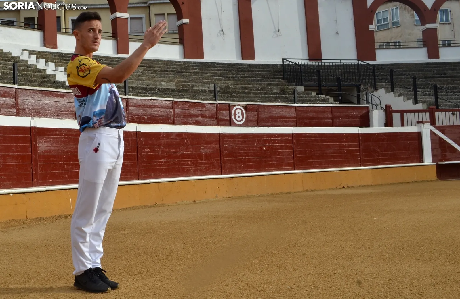 Jorge, en el coso de San Benito preparándose para el domingo. /SN