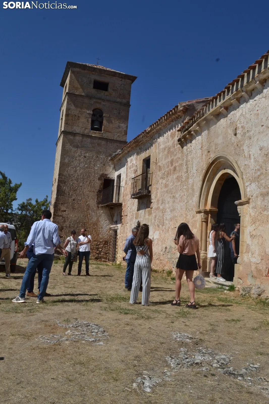 Una imagen de la llegada de la procesión a la ermita. /SN