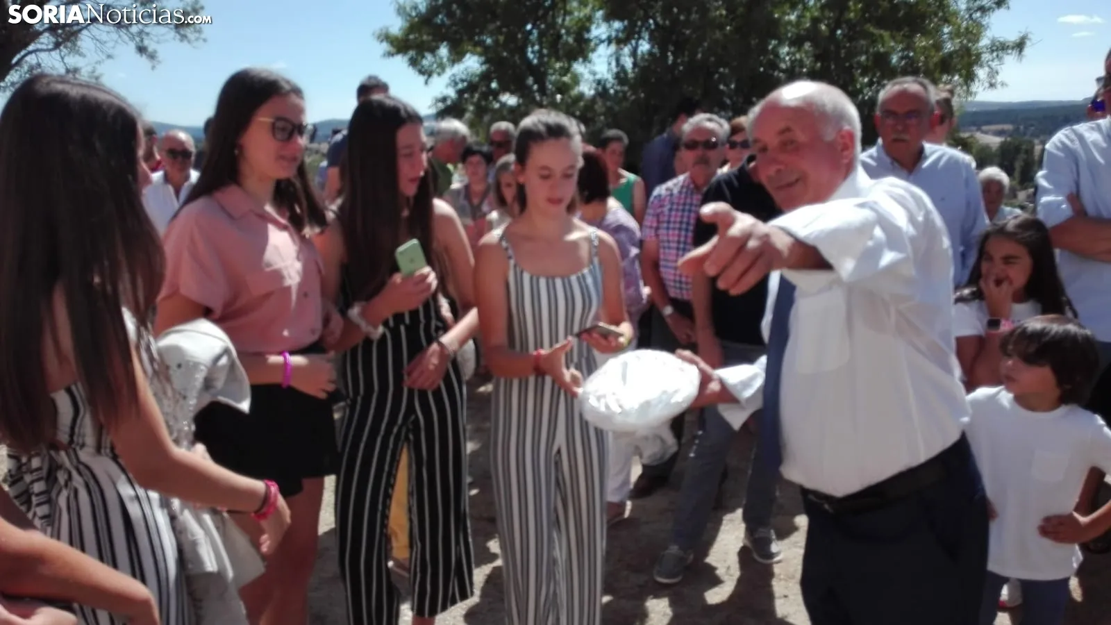 Una imagen de la procesión ya en la ermita. /SN