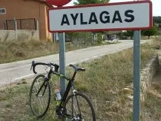Imágenes de los carteles de los pueblos sorianos realizadas por José Miguel Roy