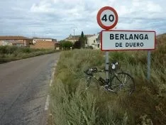 Imágenes de los carteles de los pueblos sorianos realizadas por José Miguel Roy