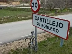 Imágenes de los carteles de los pueblos sorianos realizadas por José Miguel Roy