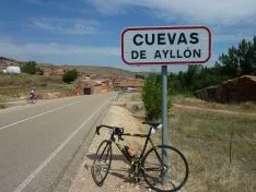 Imágenes de los carteles de los pueblos sorianos realizadas por José Miguel Roy