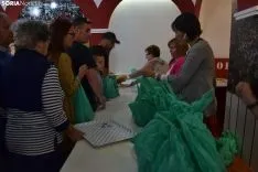 Una imagen de la comida vecinal en Los Pajaritos. /SN