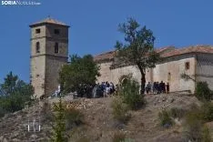 Una imagen de la llegada de la procesión a la ermita. /SN
