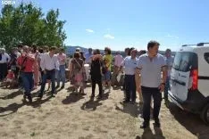 Una imagen de la llegada de la procesión a la ermita. /SN