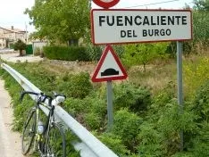 Imágenes de los carteles de los pueblos sorianos realizadas por José Miguel Roy