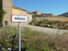 Imágenes de los carteles de los pueblos sorianos realizadas por José Miguel Roy