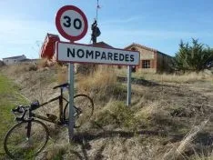 Imágenes de los carteles de los pueblos sorianos realizadas por José Miguel Roy
