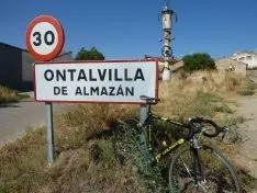 Imágenes de los carteles de los pueblos sorianos realizadas por José Miguel Roy