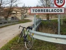 Imágenes de los carteles de los pueblos sorianos realizadas por José Miguel Roy