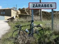 Imágenes de los carteles de los pueblos sorianos realizadas por José Miguel Roy