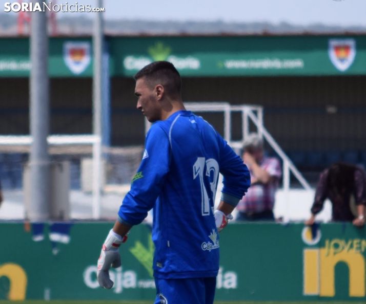 Pablo Tejedor, guardameta de la casa, se estrenó como titular en Liga.