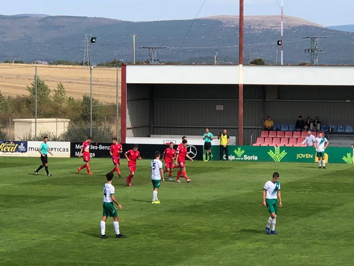 Venciendo al CD Pamplona en la Ciudad del Fútbol (2-0), el Numancia DH demuestra que está de dulce 