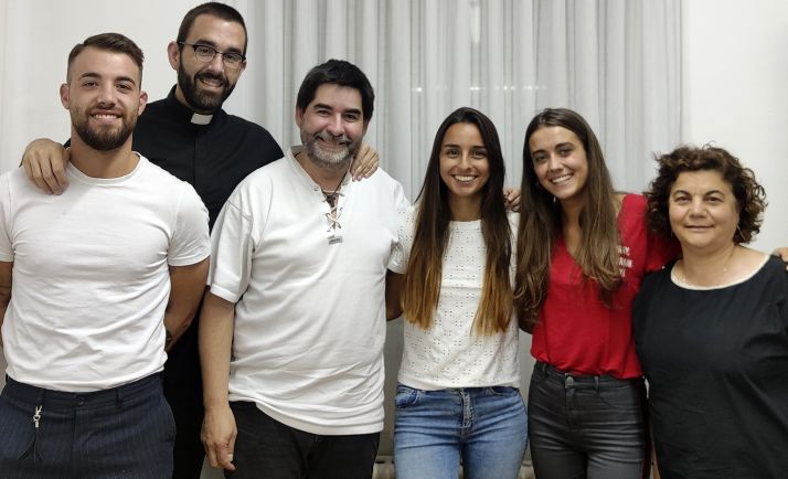 Cinco sorianos viajan a Perú para ayudar a niños desvaforecidos