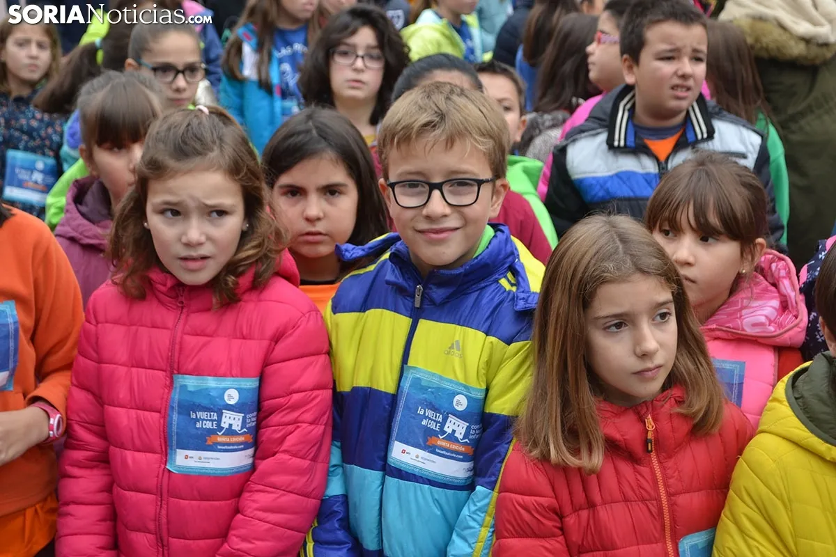 Foto 13 - FOTOS Y V&Iacute;DEO: 500 ni&ntilde;os sorianos bailan para mandar toda su energ&iacute;a a Iv&aacute;n