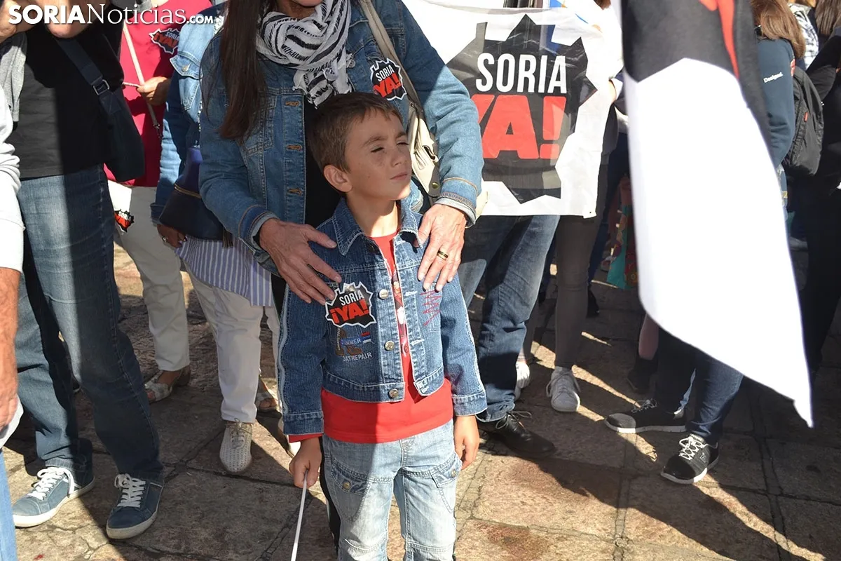 Soria se detiene durante 5 minutos con la España Vaciada.