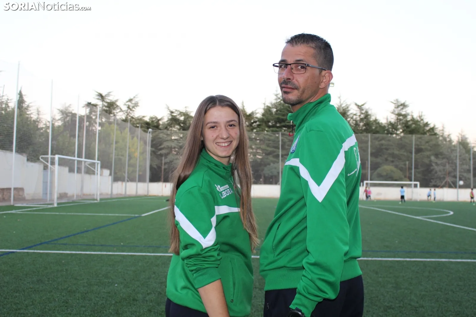 Sergio Paz y Jessi Nieyo, míster e interior derecho, respectivamente, de este San José femenino 2019-20. SN