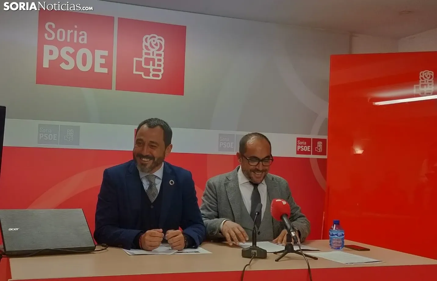 Muñoz y Rey durante la rueda de prensa.