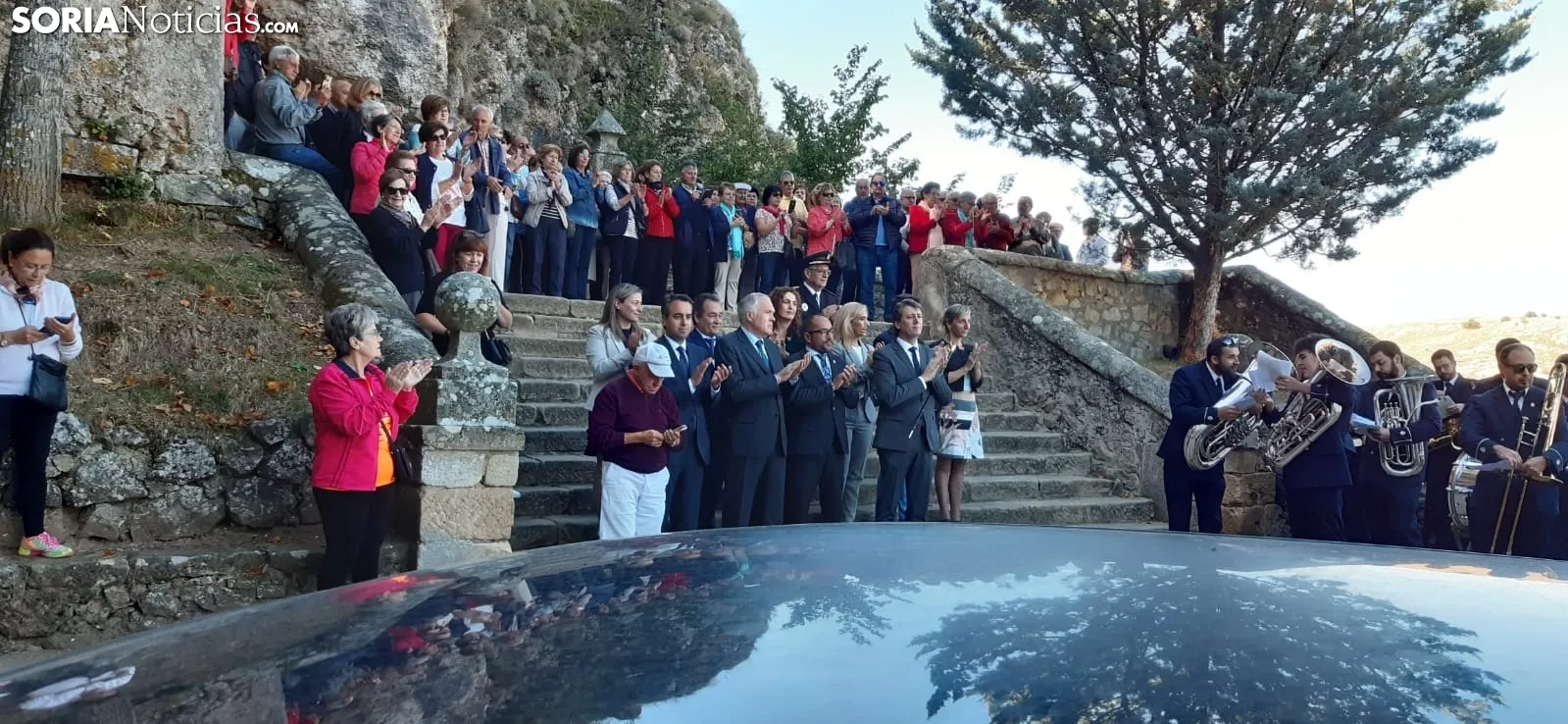Foto 2 - Despidiendo a San Saturio en el lugar de culto de la capital, su ermita junto al Duero