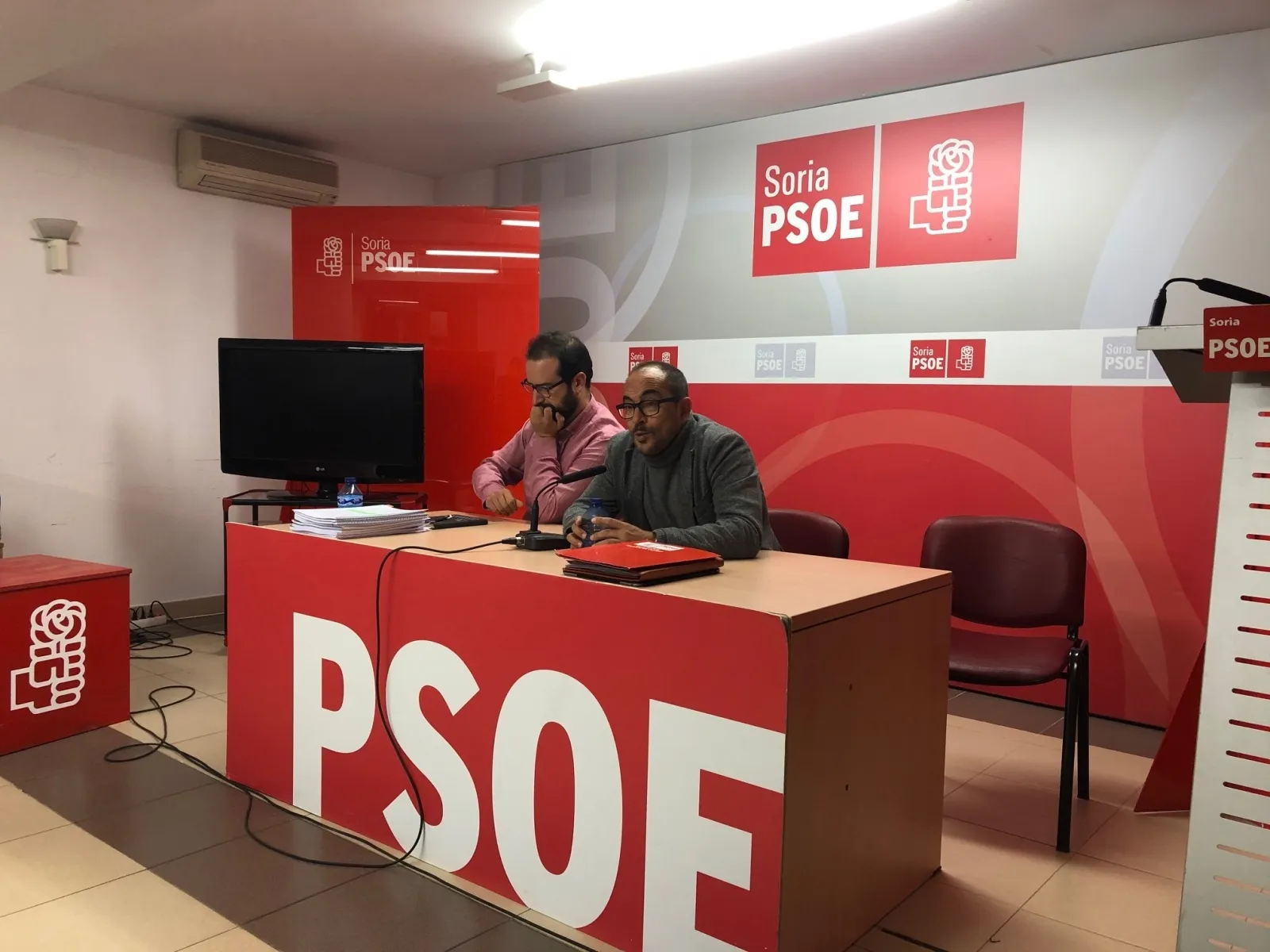 Foto 2 - El PSOE reclama un proyecto econ&oacute;mico y de empleo para cada comarca de la provnicia