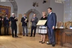 Una imagen de la conmemoración y de los homenajes. /SN