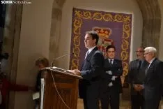 Una imagen de la conmemoración y de los homenajes. /SN