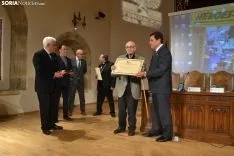 Una imagen de la conmemoración y de los homenajes. /SN