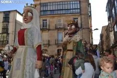 Gigantes y Cabezudos en Soria.