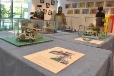 Una de las imágenes de la muestra y de su apertura este lunes. /SN