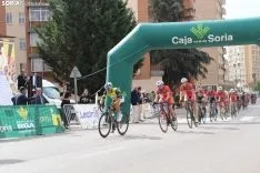 Deporte al aire libre y en el complejo de Fuente del Rey este domingo en la capital de Soria.