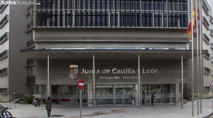 Imagen de la entrada a la sede de la Delegación de la Junta en Soria. /SN