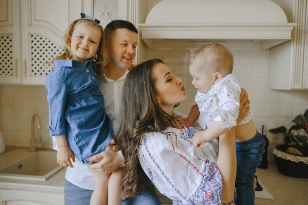 Se publican nuevas subvenciones para la conciliación y el cuidado de hijos