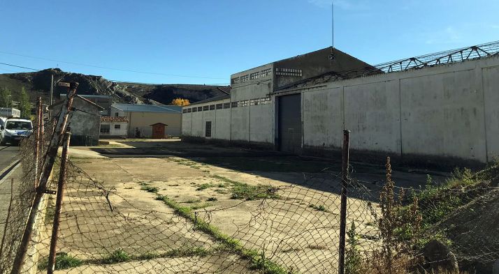 Una nave municipal burgense.