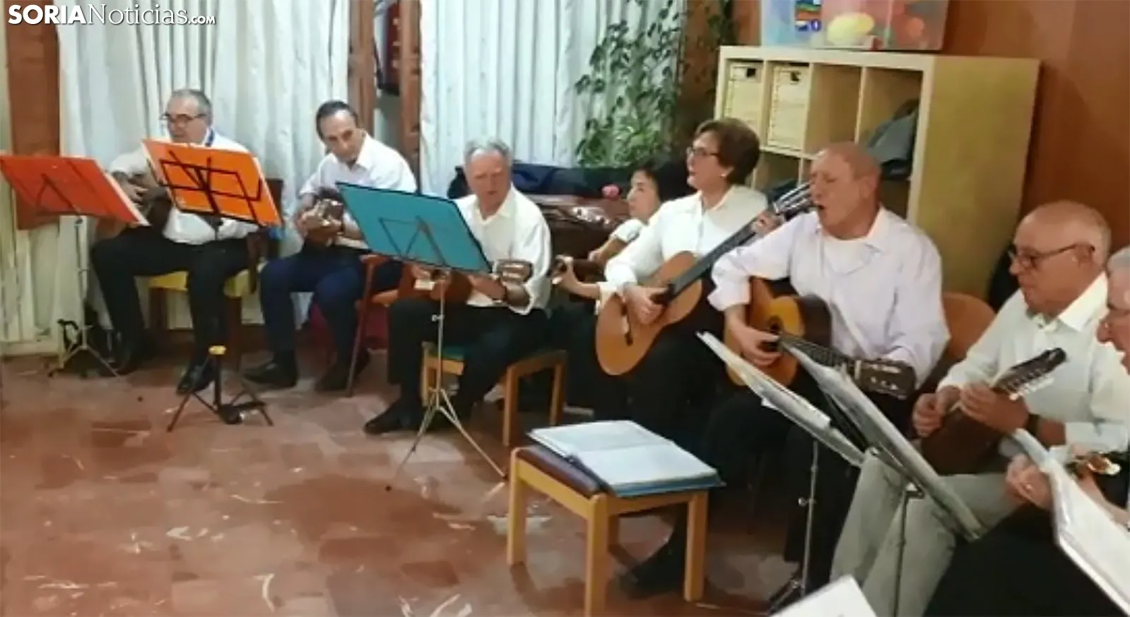 Una de las imágenes de la semana en el centro residencial. /SN