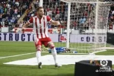 Foto 2 -  El Numancia termina su racha y pierde ante el Almer&iacute;a (2-0)