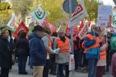 Una imagen de la concentración ante la sede de la Junta en la capital soriana. /SN
