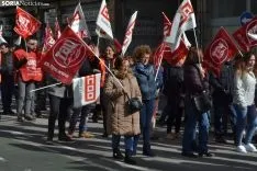 Una imagen de la concentración ante la sede de la Junta en la capital soriana. /SN