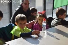 Foto 5 - Medio centenar de chavales se acercan al mundo de las setas